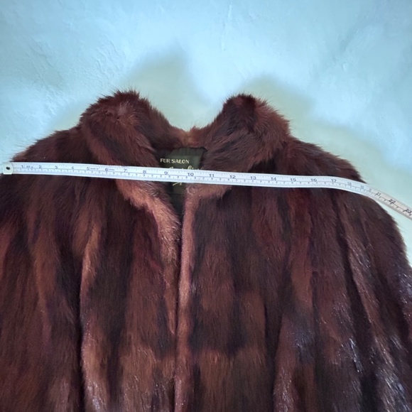 Vintage Fur Salon Stripling's Cape Fur Brown w/ Collar Arm Holes and Shoulder - Picture 11 of 13